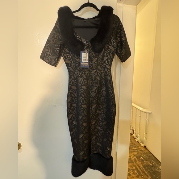 Collectif Black and Gold Juliette Jacquard Pencil Dress - Picture 6 of 11